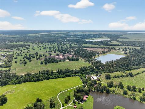 107 Fulbright Drive Angleton TX 77515