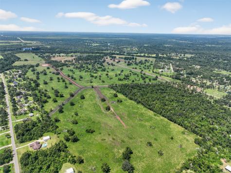 107 Fulbright Drive Angleton TX 77515