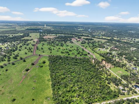 107 Fulbright Drive Angleton TX 77515