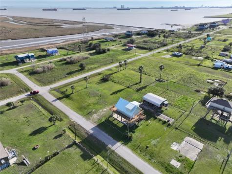 1921 Galveston Avenue Port Bolivar TX 77650