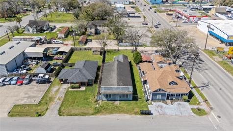 1004 Houston Street Rosenberg TX 77471