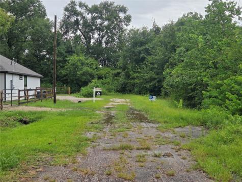 600 Rachel B Scott Avenue Cleveland TX 77327