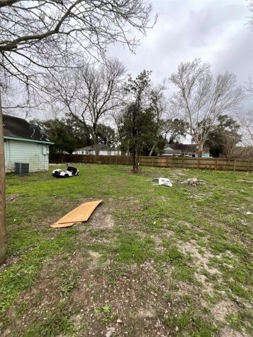 611 609 Oak Street La Marque TX 77568