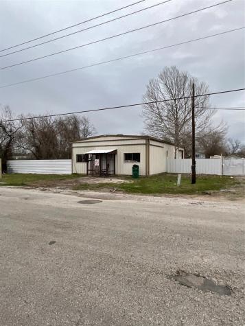 611 609 Oak Street La Marque TX 77568