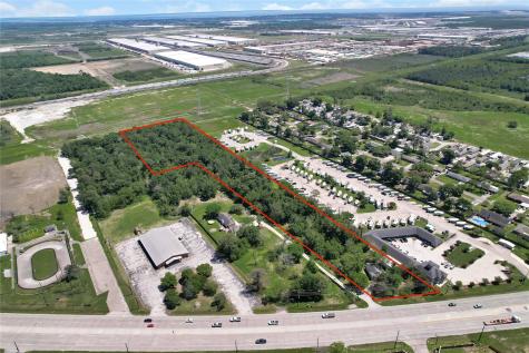 6606 N Highway 146 Baytown TX 77523