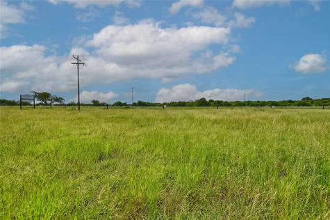 106 Sunny Day Drive Red Rock TX 78662