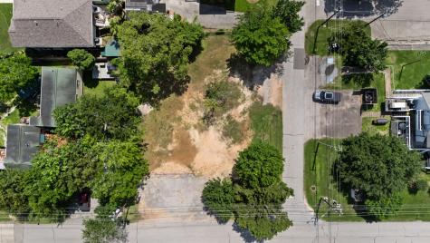 715 Clear Lake Road Clear Lake Shores TX 77565