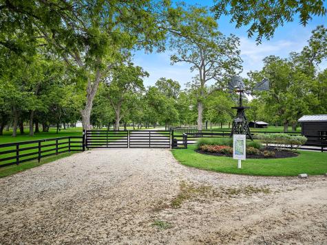 32903 Southern Manors Drive Fulshear TX 77441