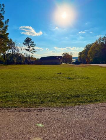 20 West Forest Drive Huntsville TX 77358