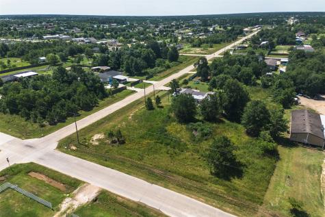 1202 County Road 3542 Cleveland TX 77327