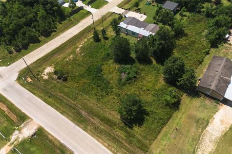 1202 County Road 3542 Cleveland TX 77327