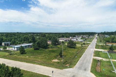 1202 County Road 3542 Cleveland TX 77327