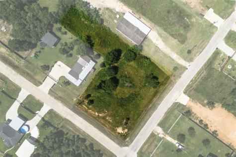 1202 County Road 3542 Cleveland TX 77327