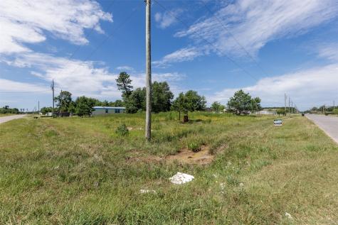 1202 County Road 3542 Cleveland TX 77327