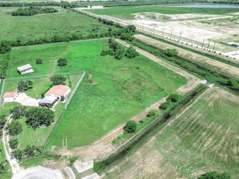 14411 Austin Bayou Drive Rosharon TX 77583