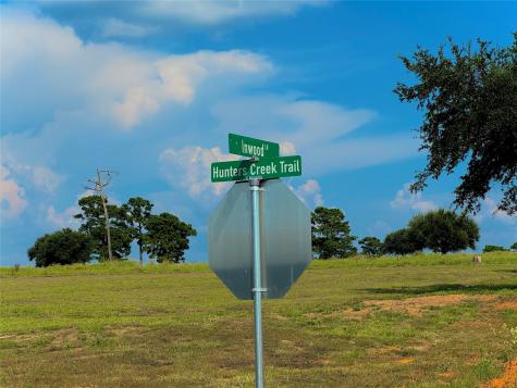 4867 Hunters Creek Hillister TX 75979