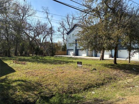 887 Lucky Street Houston TX 77088