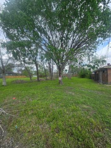 4917 Paula Street Houston TX 77033