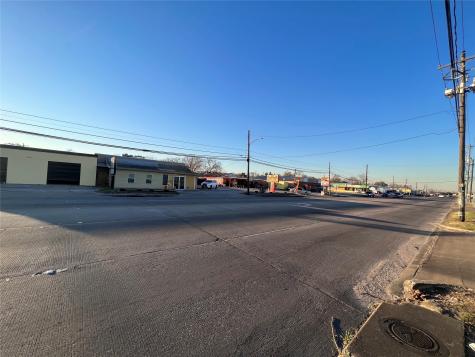 1811 Shaver Street Pasadena TX 77502