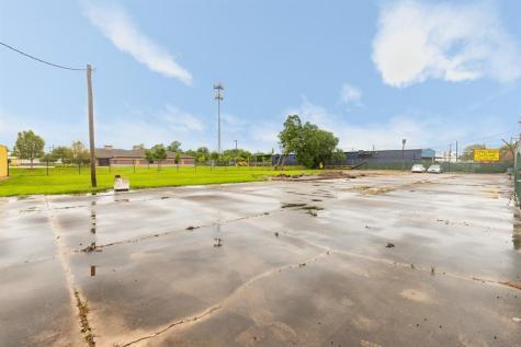 1811 Shaver Street Pasadena TX 77502