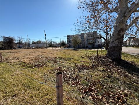 2303 Holman Street Houston TX 77004