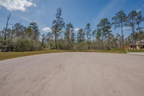 127 Signal Road Willis TX 77378