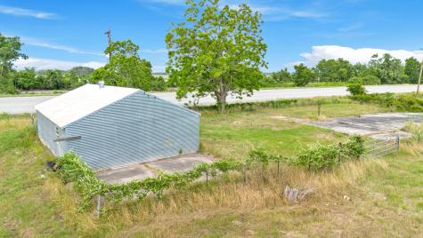 4882 E Us Highway 90a Alleyton TX 78935