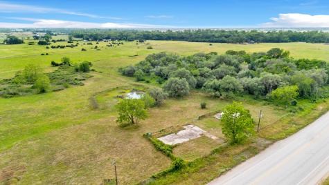 4882 E Us Highway 90a Alleyton TX 78935