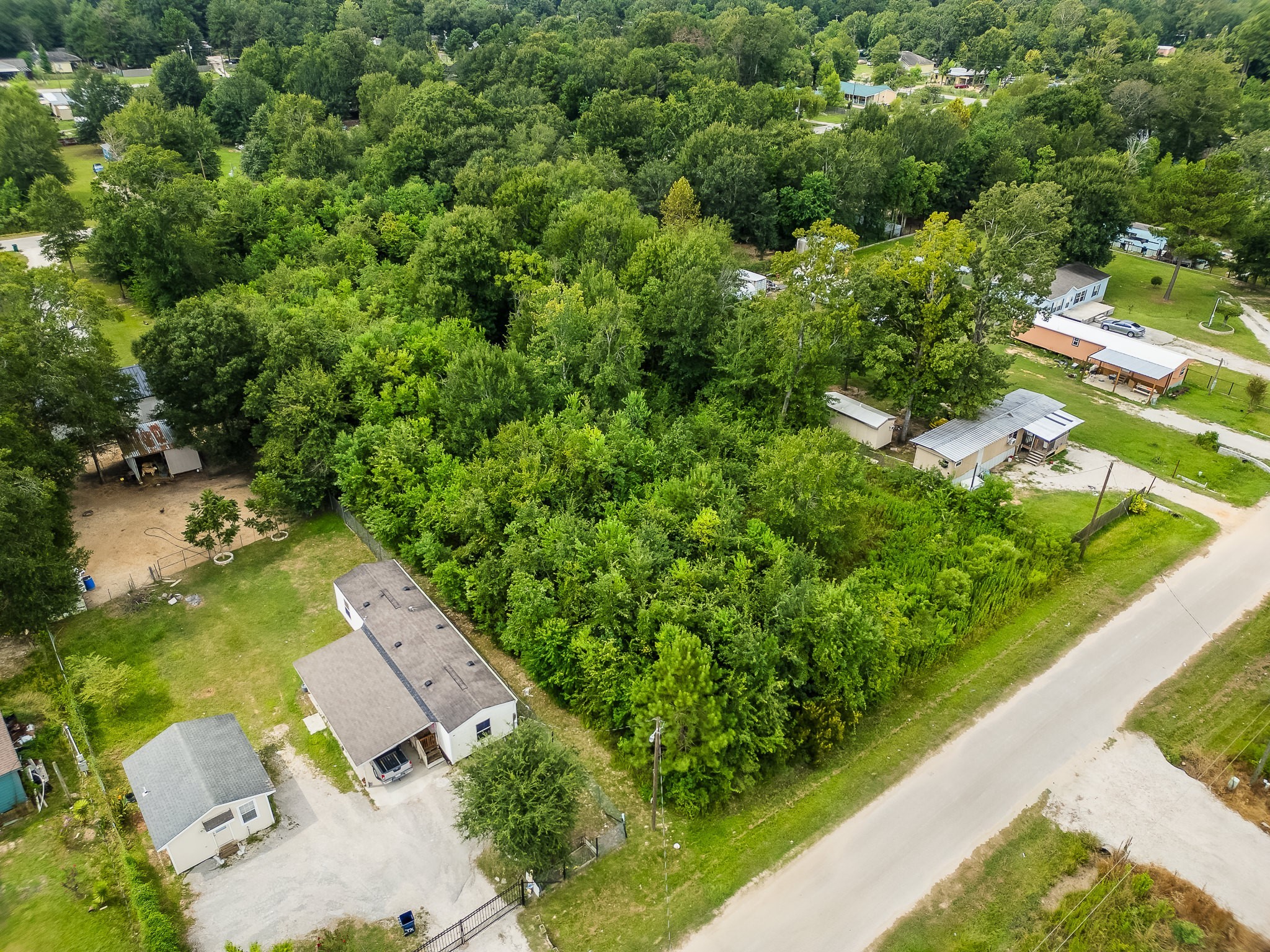373 County Road 3417 Cleveland TX 77327