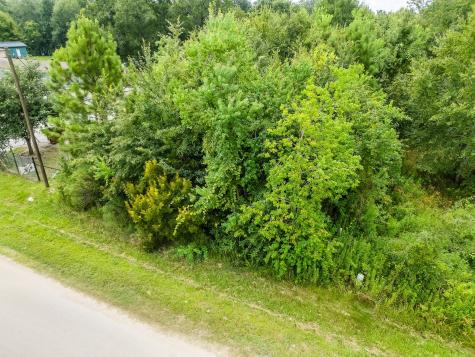 373 County Road 3417 Cleveland TX 77327
