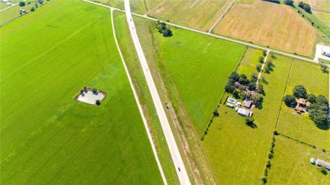 1256 County Road 602 Dayton TX 77535