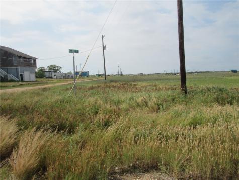 296 Nautilus Street Sargent TX 77414