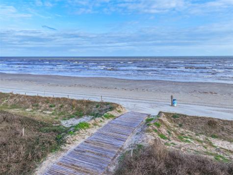 3810 Wentletrap Galveston TX 77554
