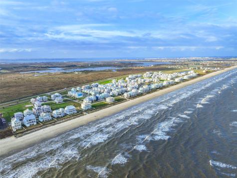 3810 Wentletrap Galveston TX 77554