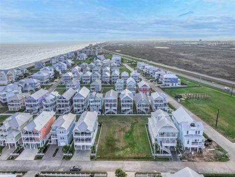 3810 Wentletrap Galveston TX 77554