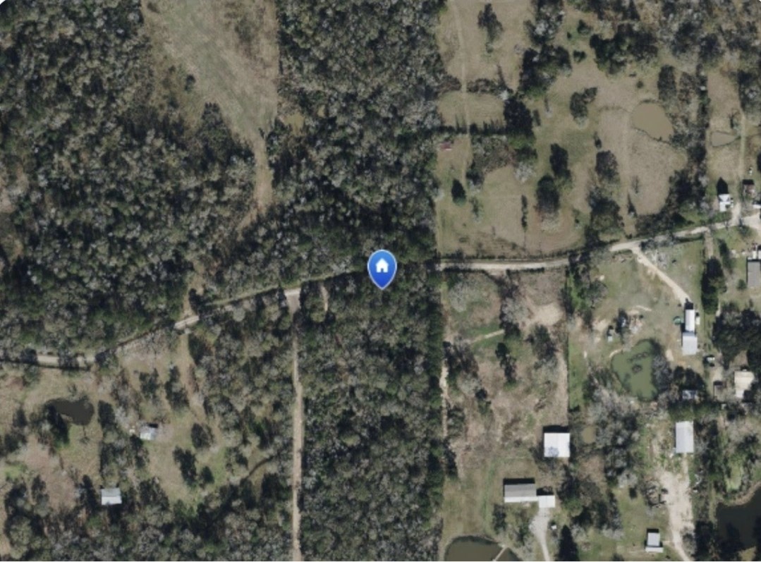 1208 County Road 377 Cleveland TX 77327