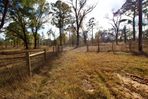 373 County Road 2125 Crockett TX 75835