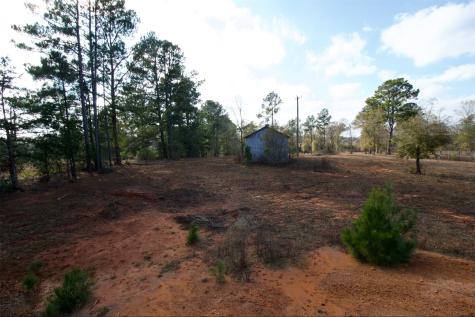 373 County Road 2125 Crockett TX 75835