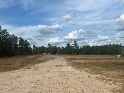 18074 Hill Road Cleveland TX 77328