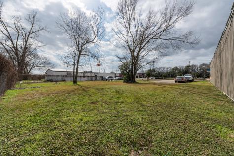 2107 N Main Street Pearland TX 77581