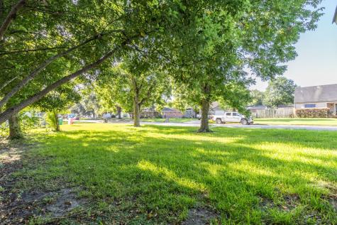 404 Harvey Avenue Baytown TX 77520