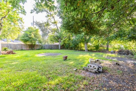 404 Harvey Avenue Baytown TX 77520