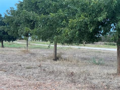 Lots 2 And 3 Horseshoe Drive Gonzales TX 78629