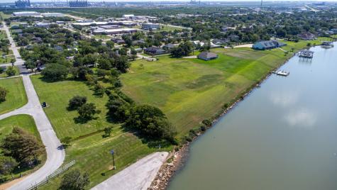 524 & 614 Mystery Harbor Lane Freeport TX 77541