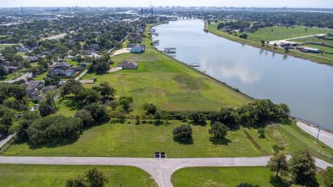 524 & 614 Mystery Harbor Lane Freeport TX 77541