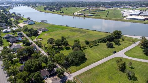 524 & 614 Mystery Harbor Lane Freeport TX 77541