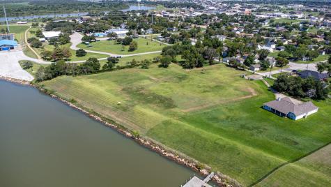 524 & 614 Mystery Harbor Lane Freeport TX 77541