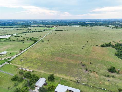 5211 Chadwick Hogan Road Chappell Hill TX 77426