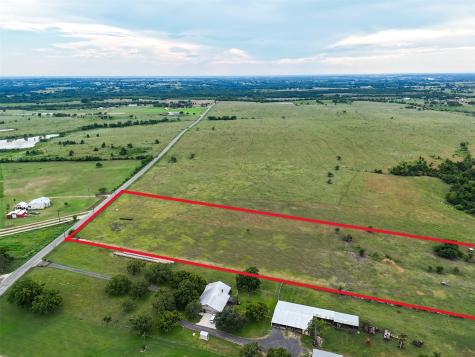 5211 Chadwick Hogan Road Chappell Hill TX 77426