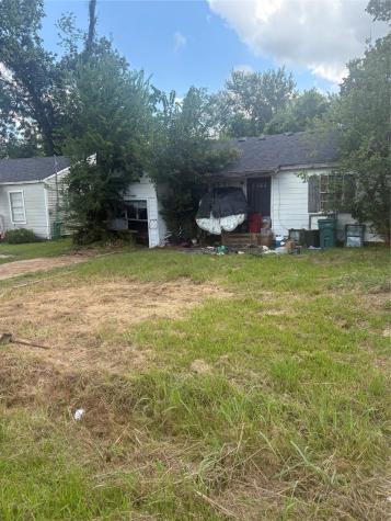 4810 Galveston Street Beaumont TX 77703